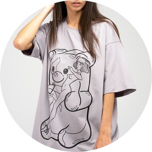 Придбати футболку унісекс желейний ведмідь   Oversize gray. Картинка.
