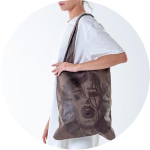 Buy shopping bag Female. Image.